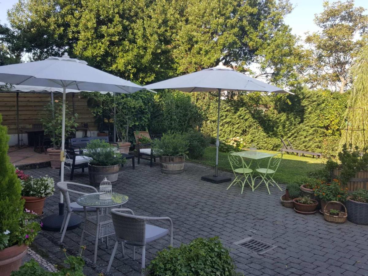 לינה וארוחת בוקר San Damiano al Colle La Terrazza Sui Vigneti-Rovescala מראה חיצוני תמונה
