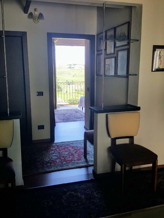 לינה וארוחת בוקר San Damiano al Colle La Terrazza Sui Vigneti-Rovescala מראה חיצוני תמונה