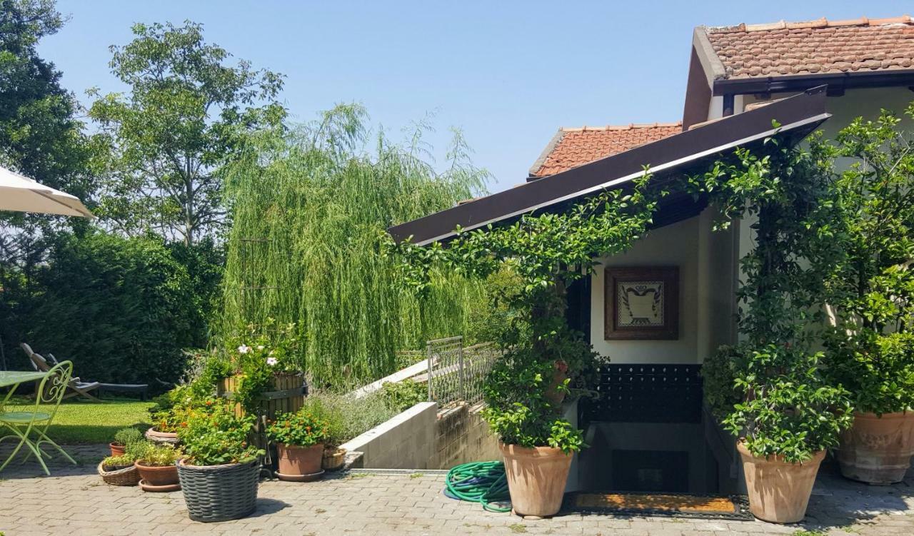 לינה וארוחת בוקר San Damiano al Colle La Terrazza Sui Vigneti-Rovescala מראה חיצוני תמונה