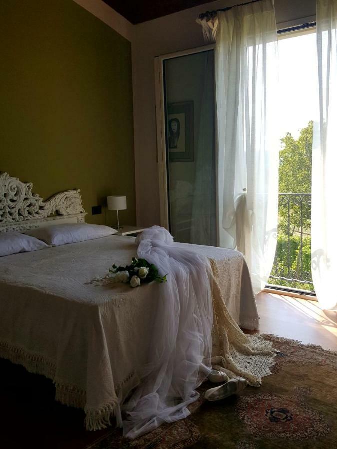 לינה וארוחת בוקר San Damiano al Colle La Terrazza Sui Vigneti-Rovescala מראה חיצוני תמונה